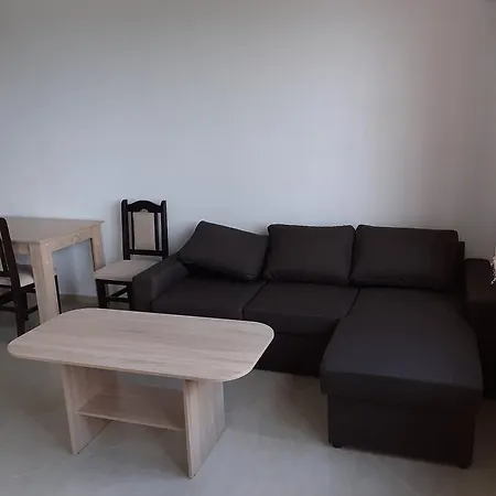 Aparthotel Смокините *